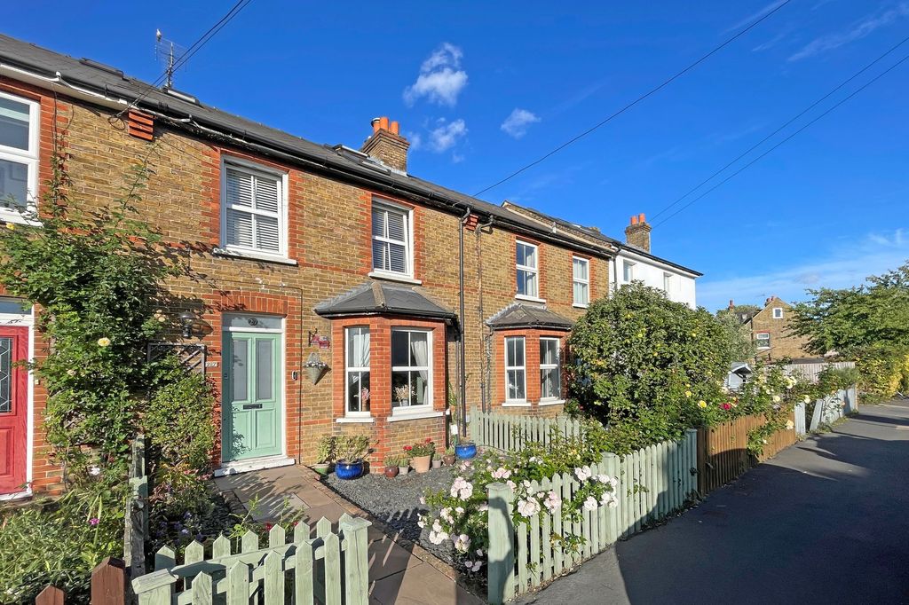 Property photo 1 of 24