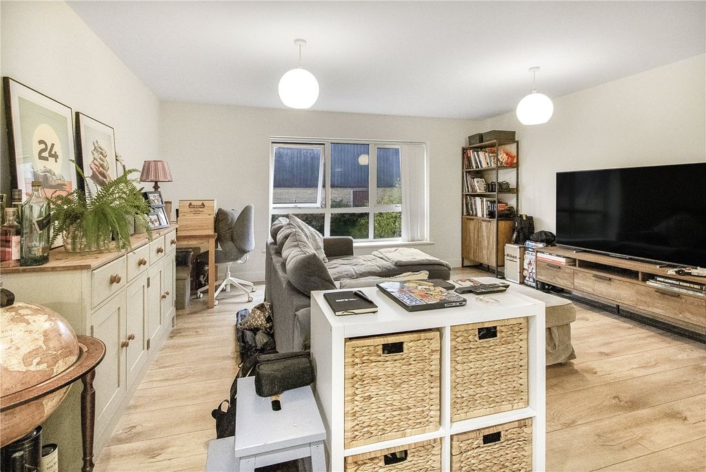 Property photo 2 of 10 Picture No. 09