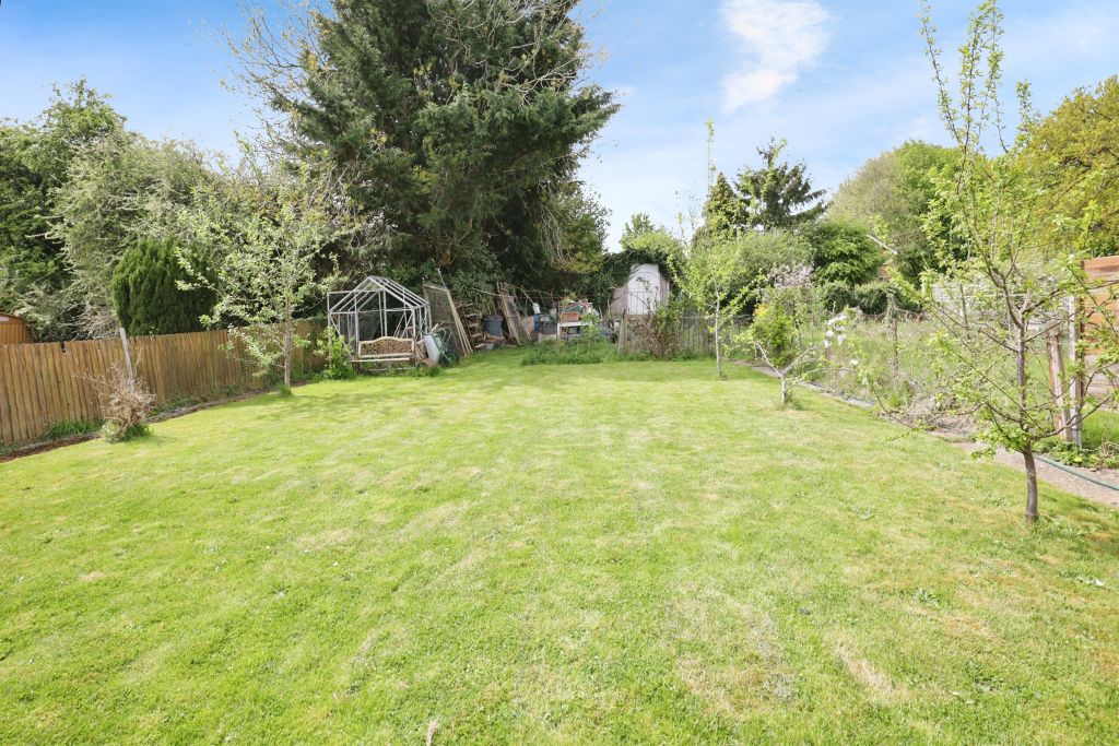Property photo 3 of 17