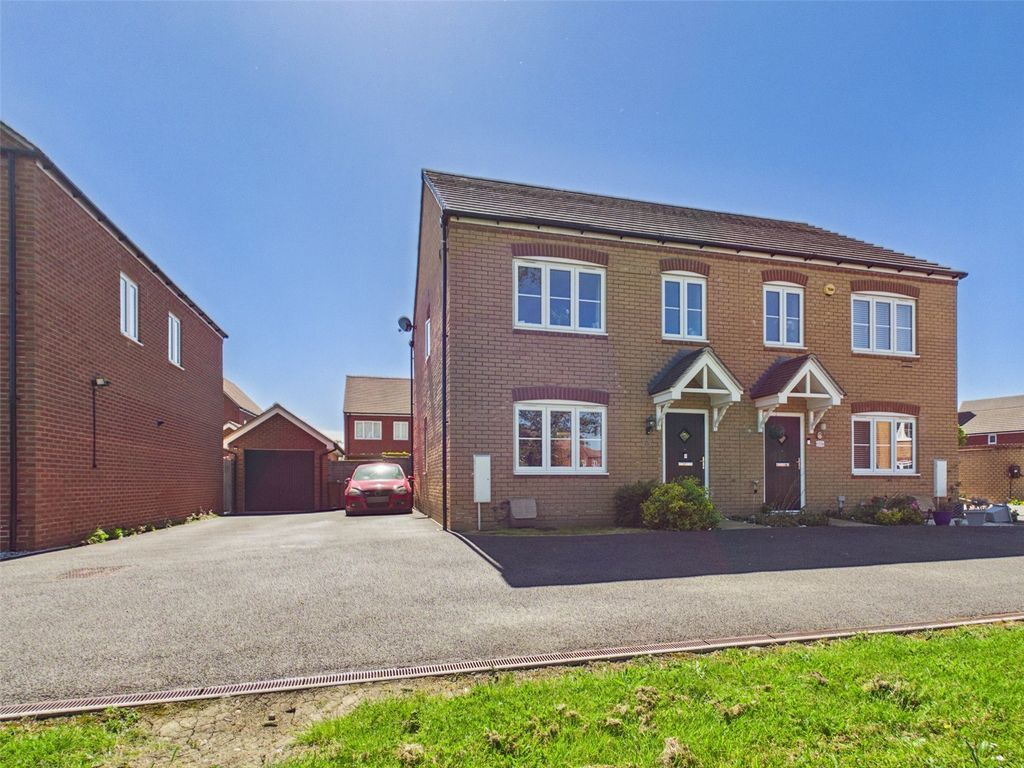 Property photo 1 of 10 Picture No. 05