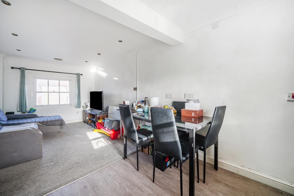 Property photo 1 of 15 Living Room