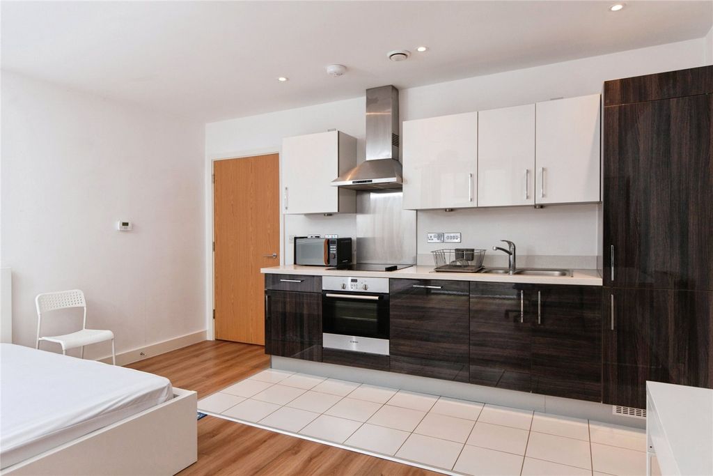 Property photo 3 of 10 Picture No. 10