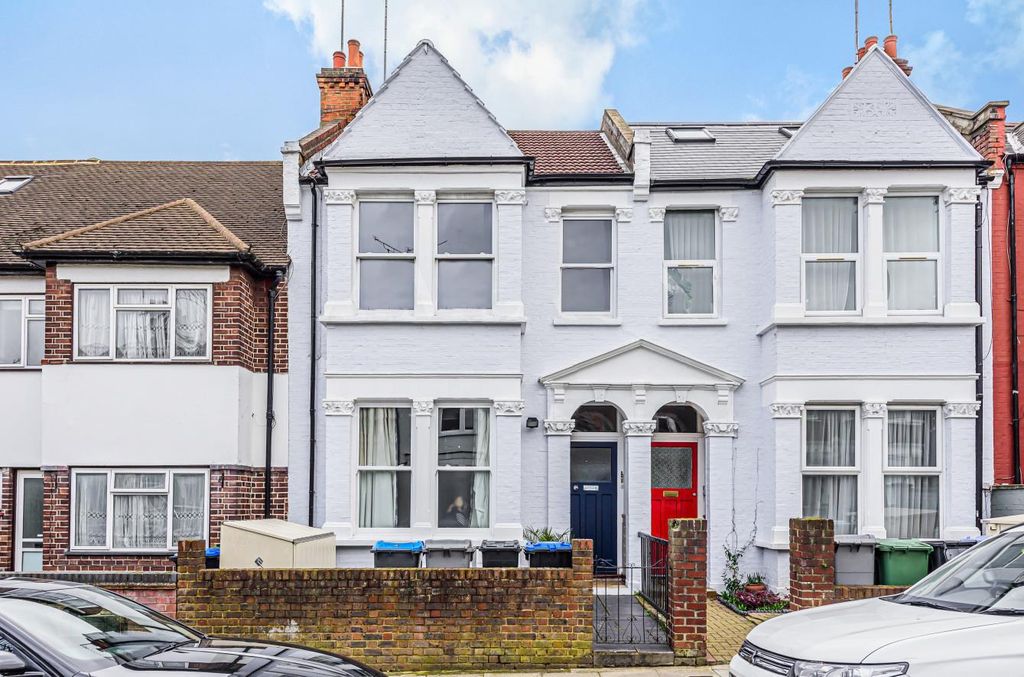 Property photo 2 of 8 15082891 (3).Jpg