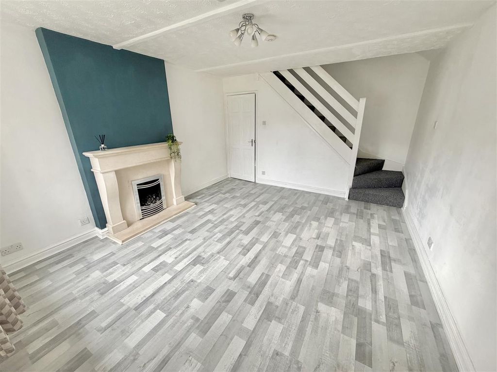 Property photo 2 of 21 Image 2