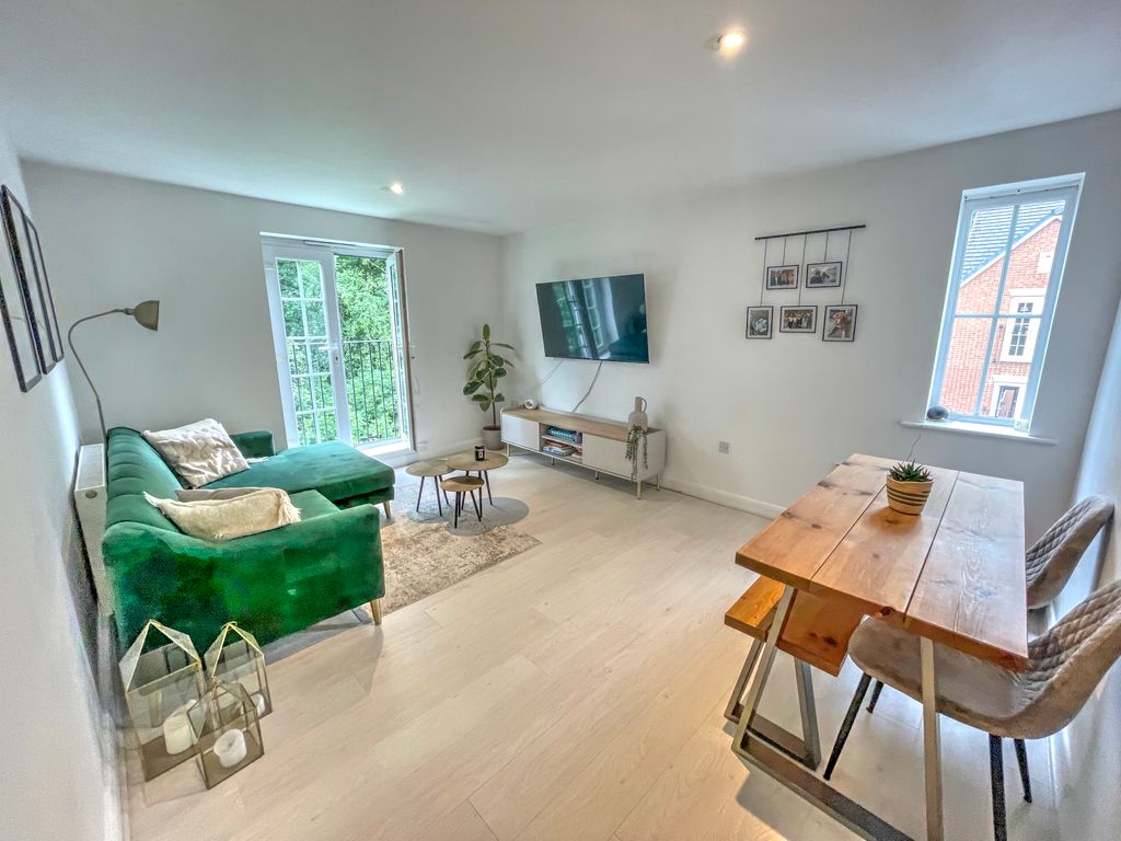 Property photo 1 of 17 Img_0730