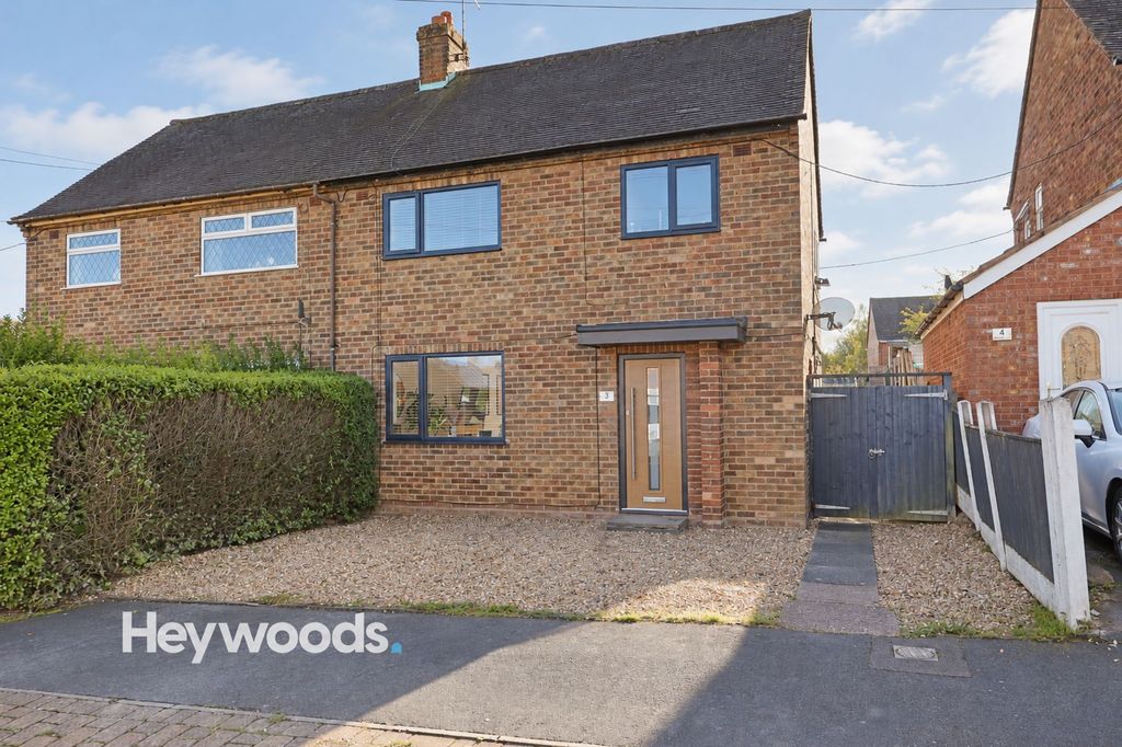 Property photo 1 of 37