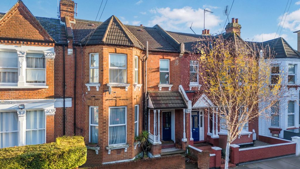 Property photo 1 of 7