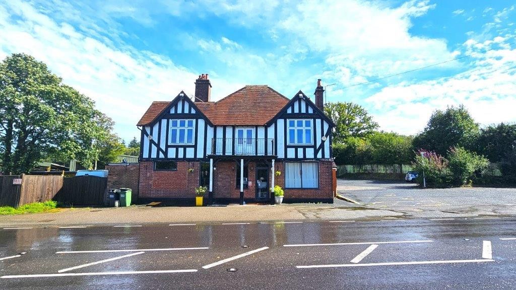 Property photo 1 of 12