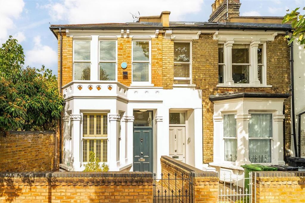 Property photo 1 of 7