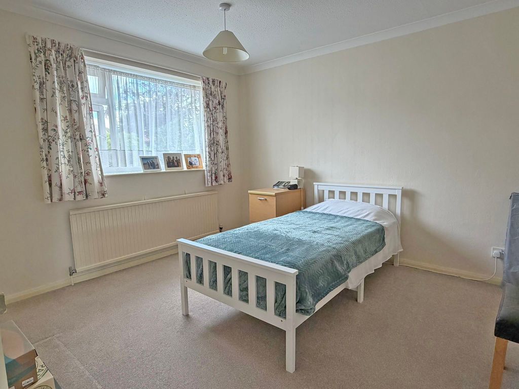 Property photo 3 of 5 Photo 4