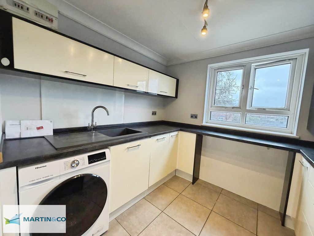 Property photo 1 of 18 4Ae3Fdd4-A0A87256-470A-4Cf7-B1F5-623352Ef149F