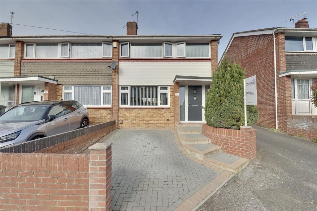 Property photo 1 of 19 CD6E1972-4D04-4401-993C-8728750908B1_1_201_A.Jpeg