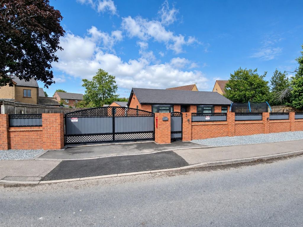 Property photo 1 of 29