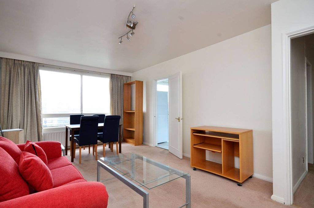 Property photo 2 of 5