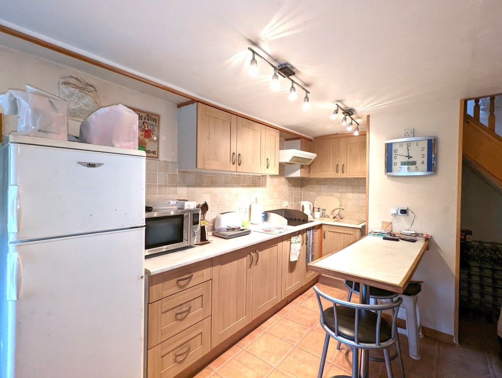 Property photo 2 of 35