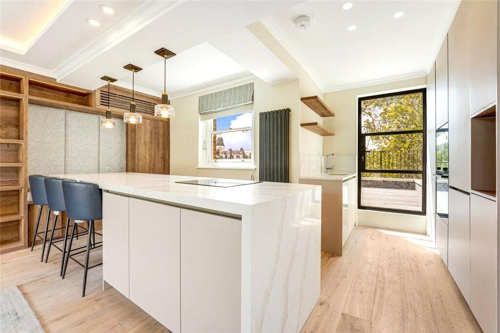 Property photo 2 of 12 Picture No. 03