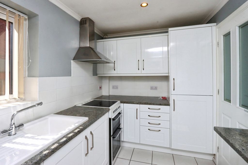 Property photo 2 of 16 Pbox-Img.Jpg