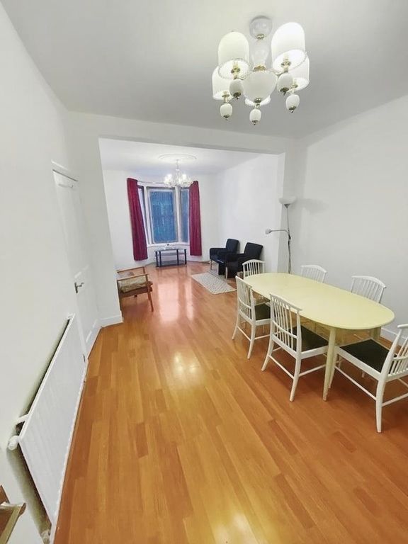 Property photo 2 of 12 l1O20Dh5Neoyytito1Dcxg.Jpg