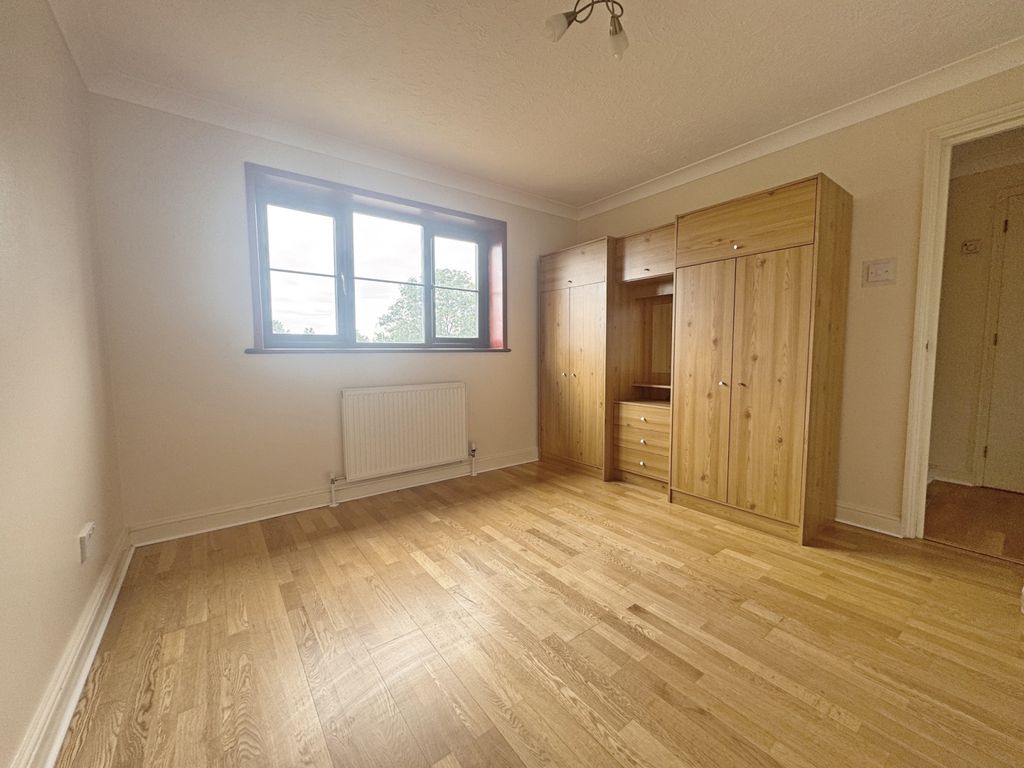 Property photo 2 of 5 Gallery