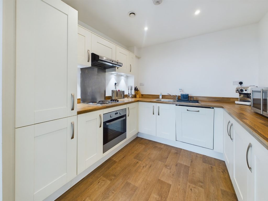 Property photo 2 of 23 3286314
