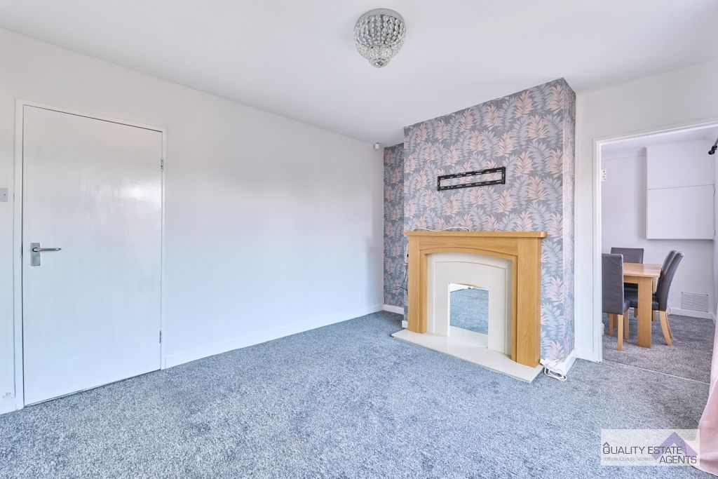 Property photo 3 of 27