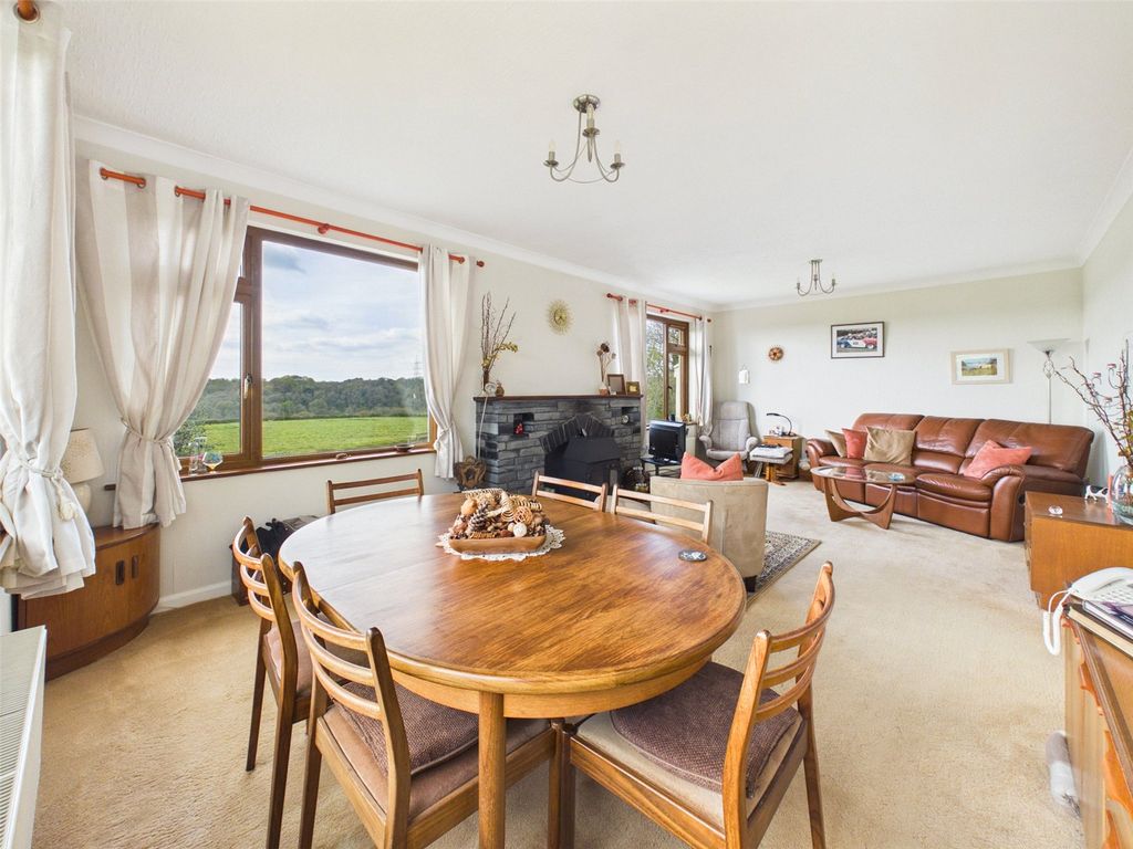 Property photo 3 of 23 Picture No. 85