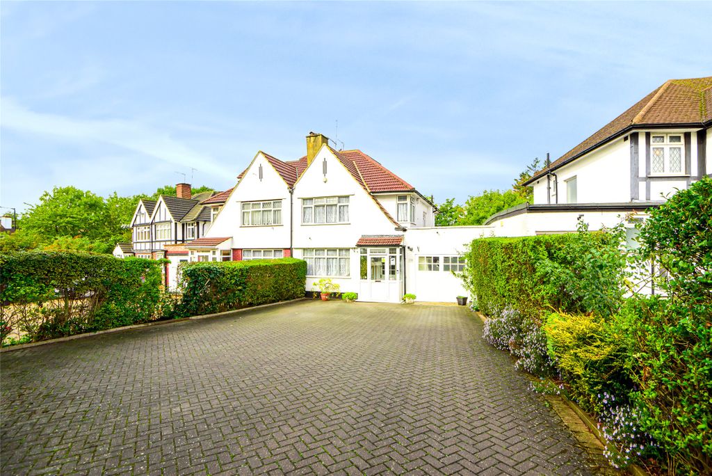 Property photo 2 of 19 Picture No. 01