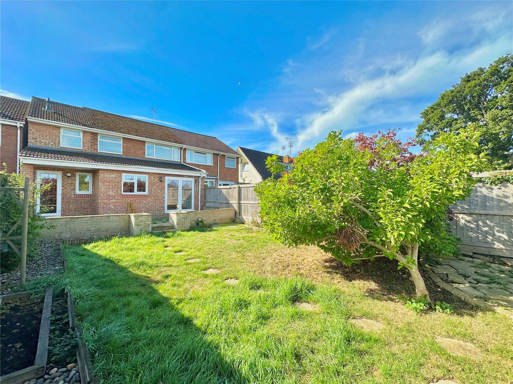 Property photo 1 of 17 Picture No. 24