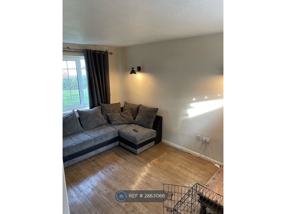 Property photo 3 of 8