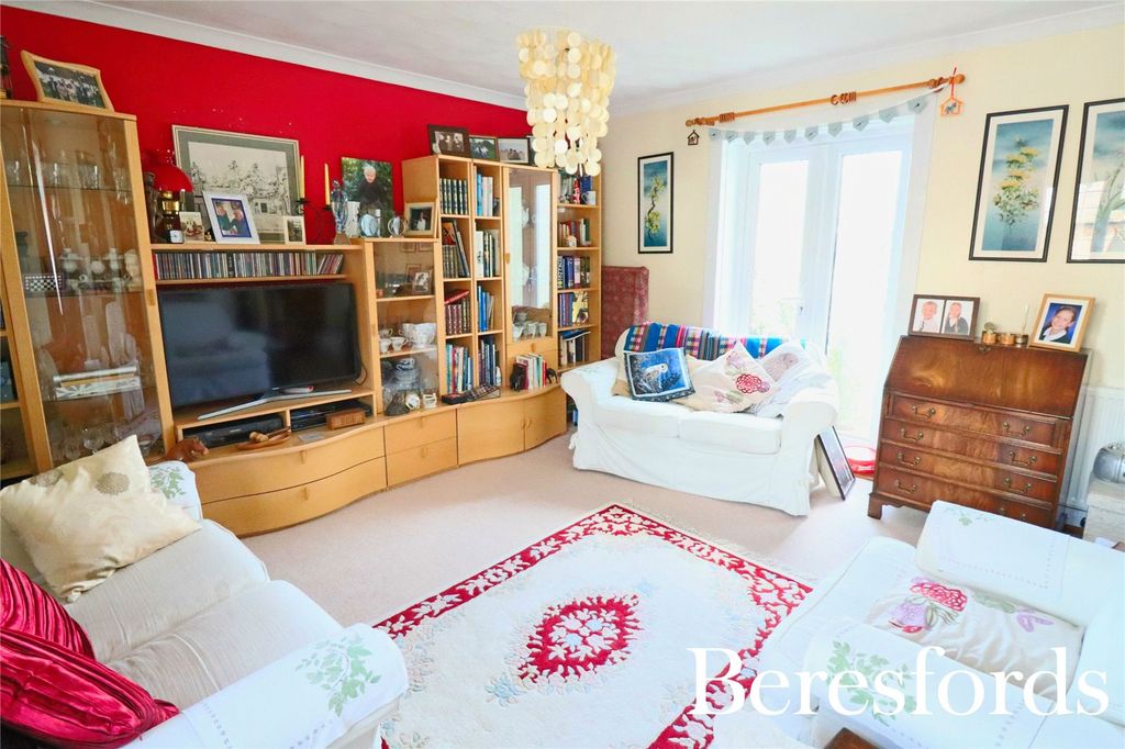 Property photo 2 of 17 2