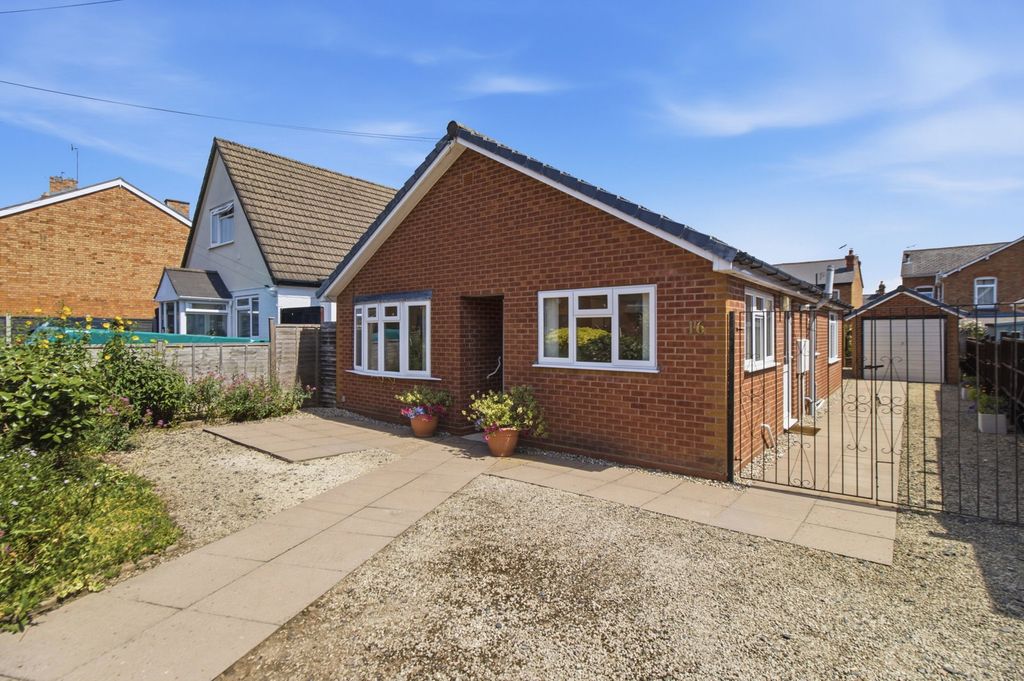 Property photo 1 of 16