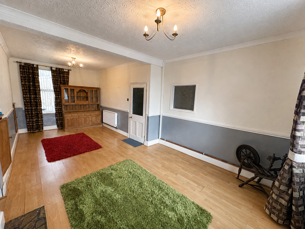Property photo 3 of 23
