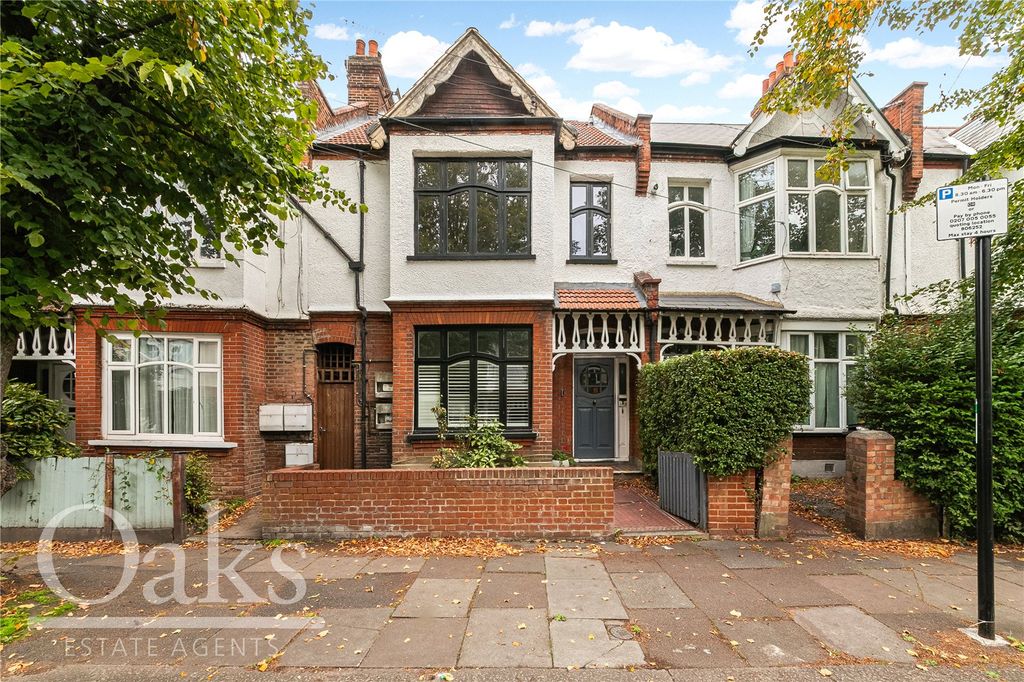 Property photo 3 of 7 Picture No. 11