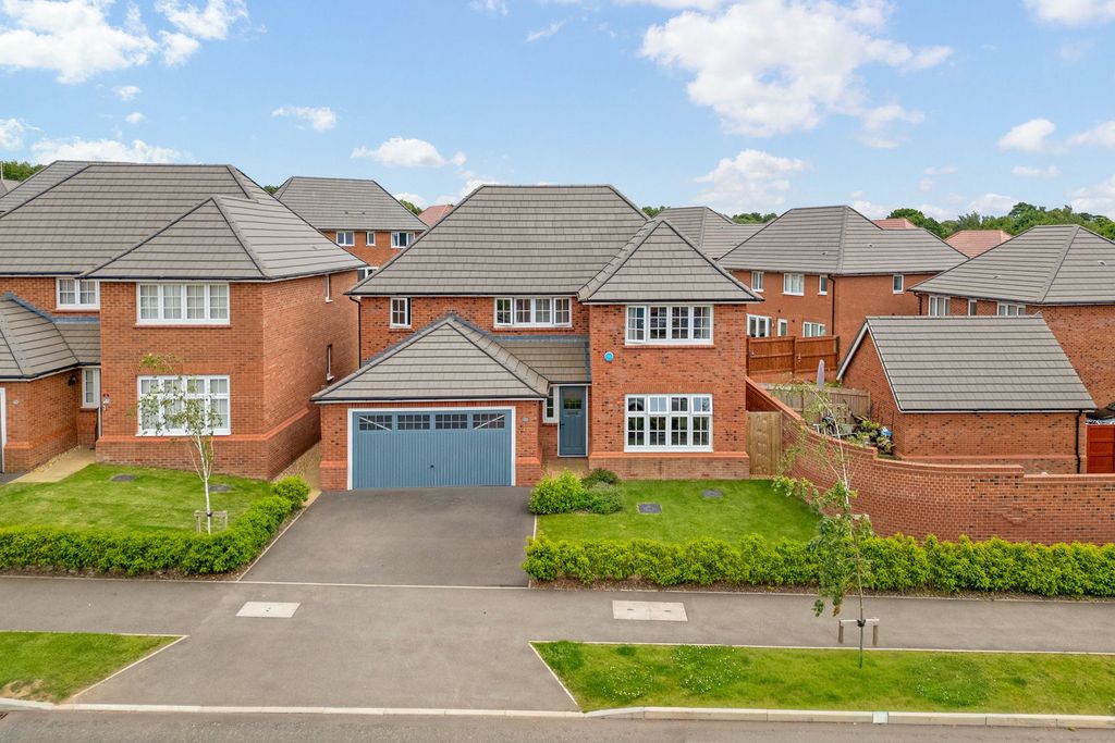 Property photo 1 of 56