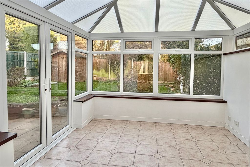 Property photo 3 of 25 (Main)