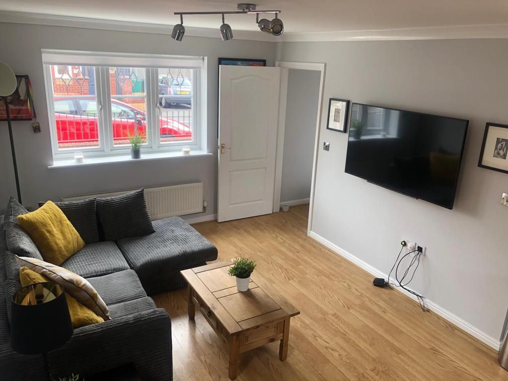 Property photo 3 of 21 Photo 2