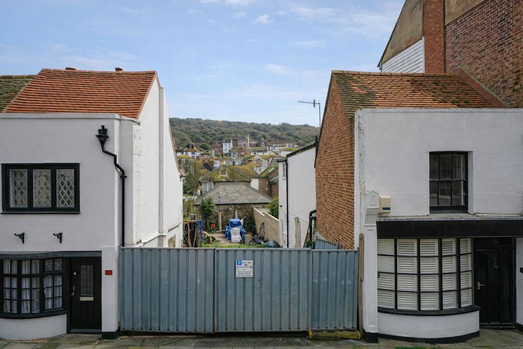 Property photo 3 of 8 17F60F45-B40E-4Fbd-A886-39c2Fe17cc97.Png