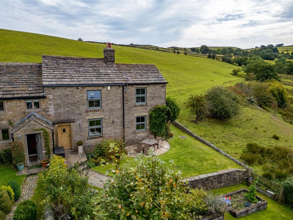 Property photo 1 of 25