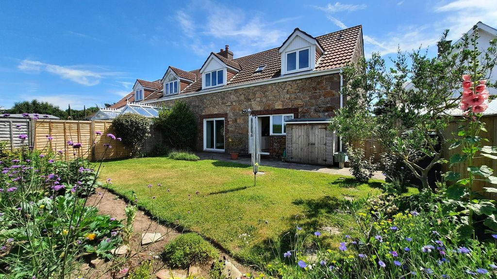 Property photo 1 of 30