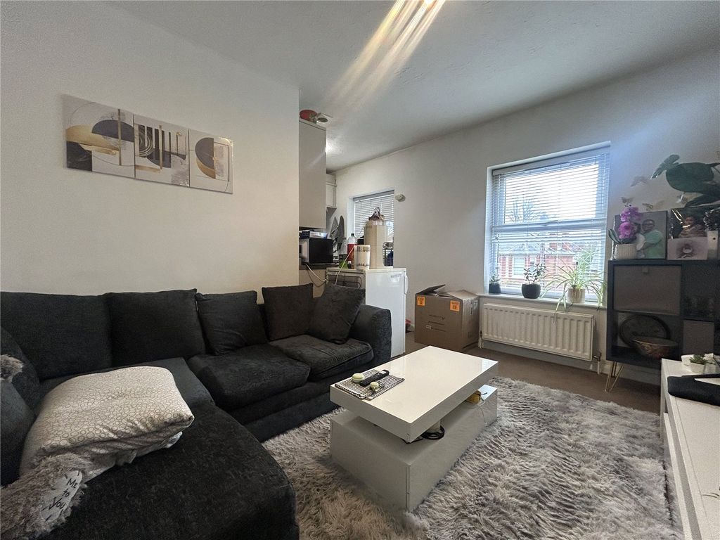 Property photo 3 of 6 Picture No. 02