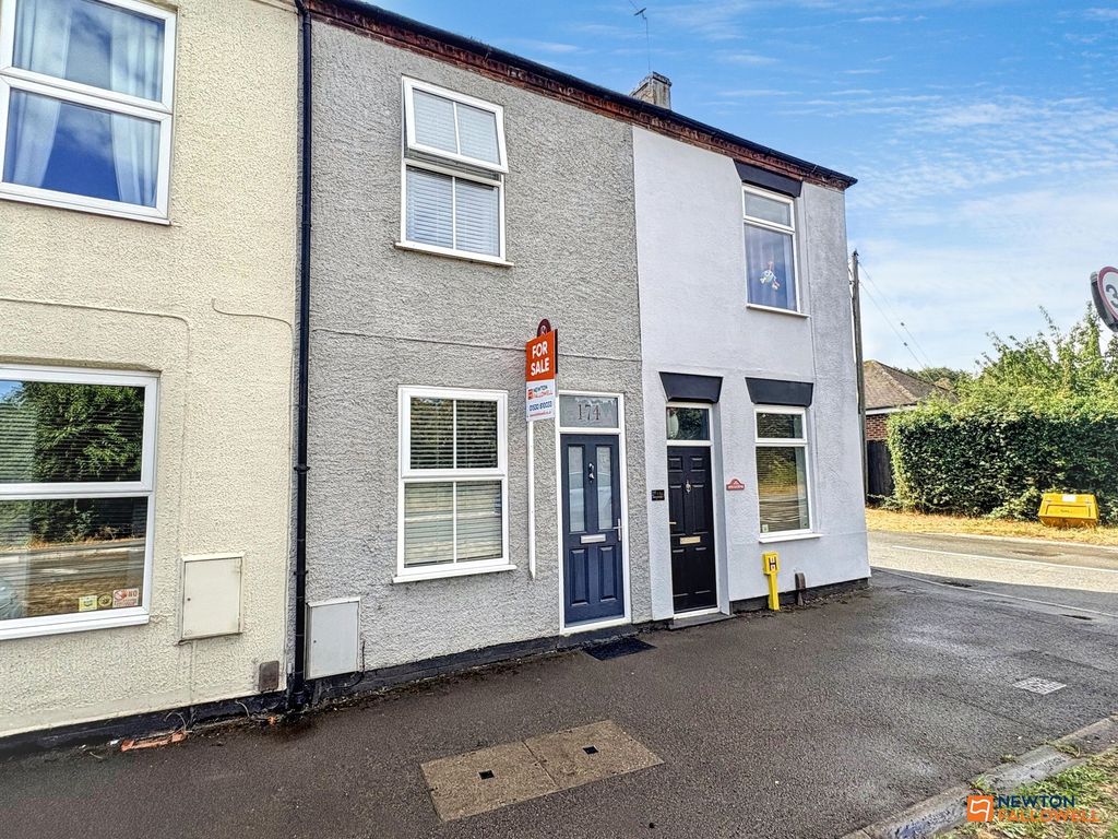 Property photo 1 of 28