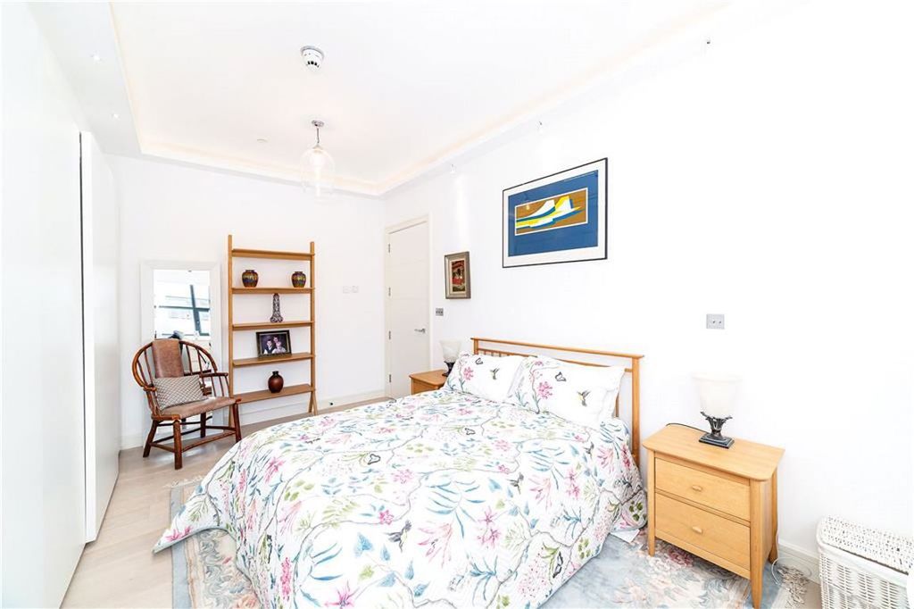 Property photo 3 of 6