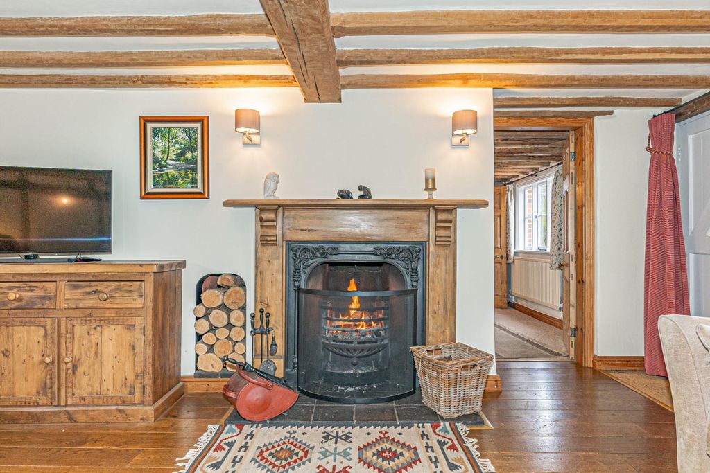 Property photo 3 of 34