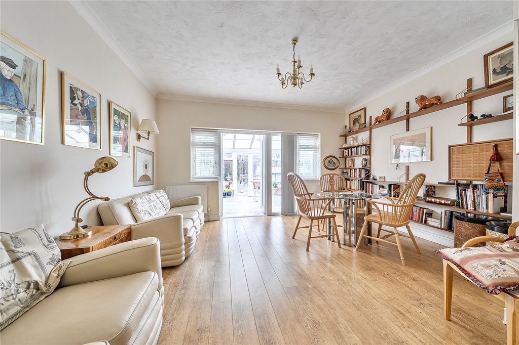 Property photo 2 of 14 Picture No. 03