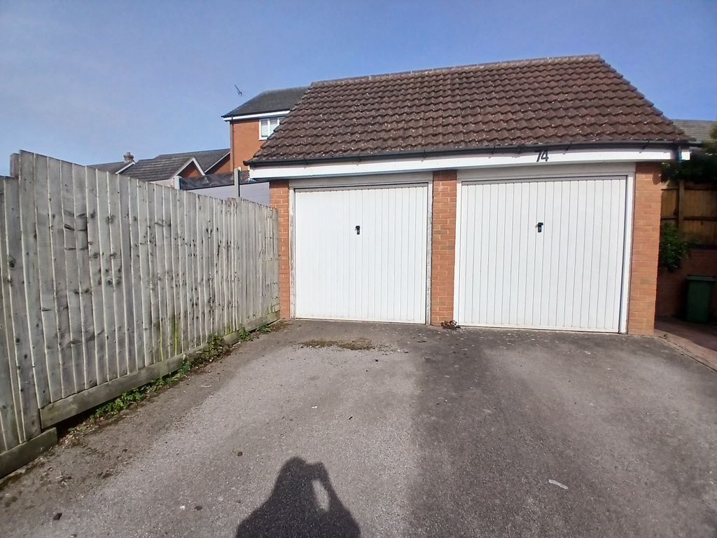 Property photo 2 of 13