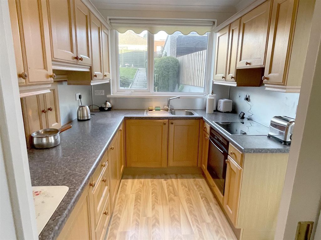 Property photo 2 of 10 Img_9245.Jpg