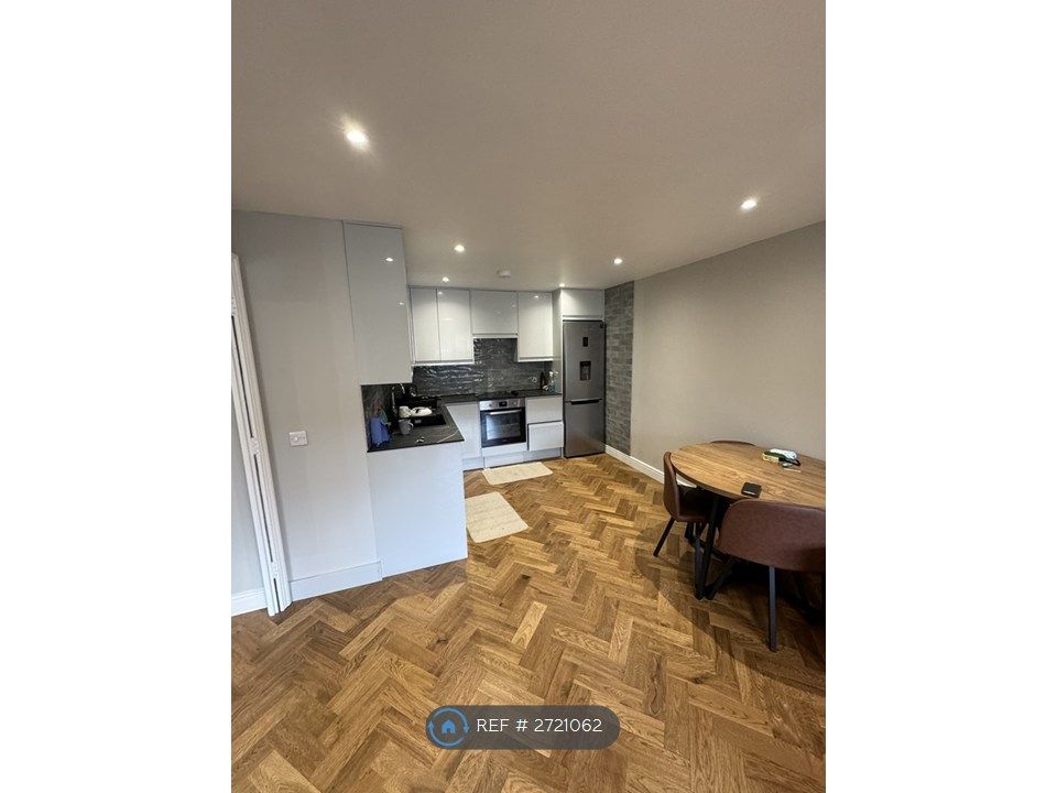 Property photo 1 of 11 Open Kitchen