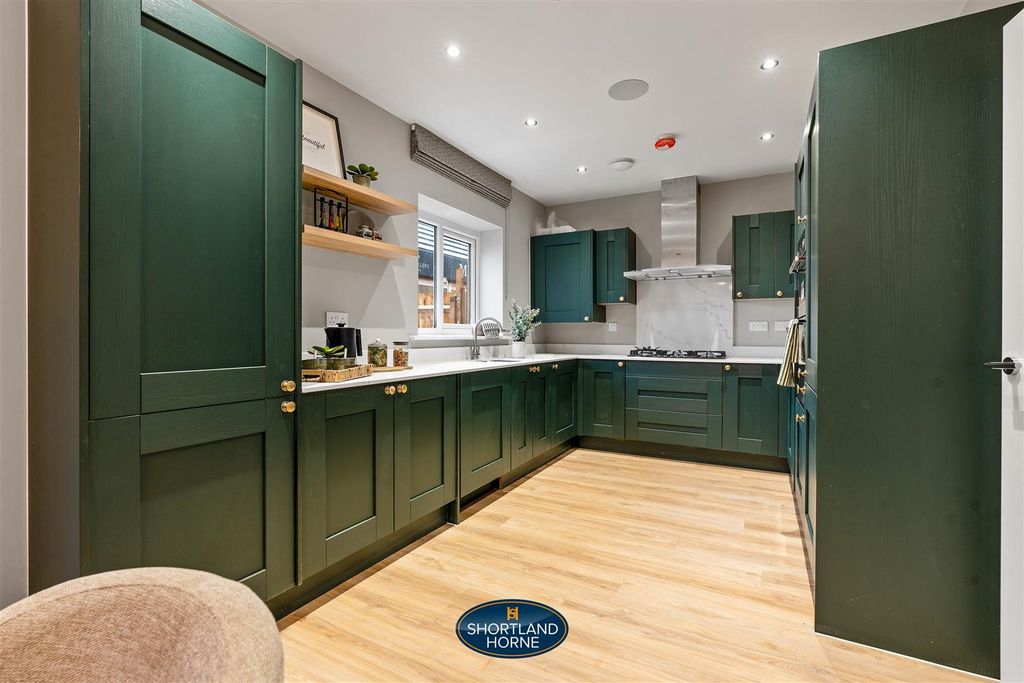 Property photo 3 of 34 Cromwell Place, Show Home 2 (11 Of 37).Jpg