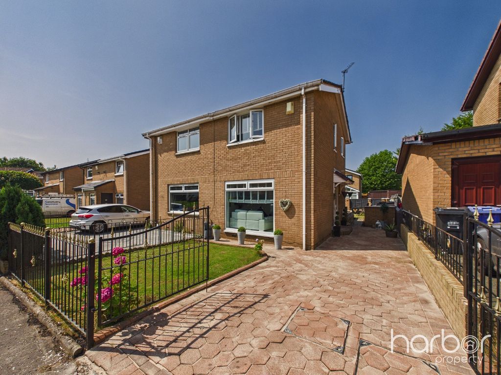 Property photo 1 of 17 5157871