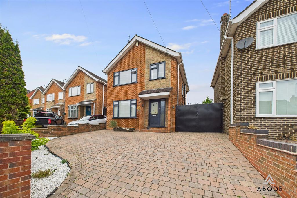 Property photo 1 of 19 Cam02544G0-Pr0282-Still018.Jpg